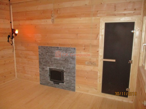 Двери стеклянные